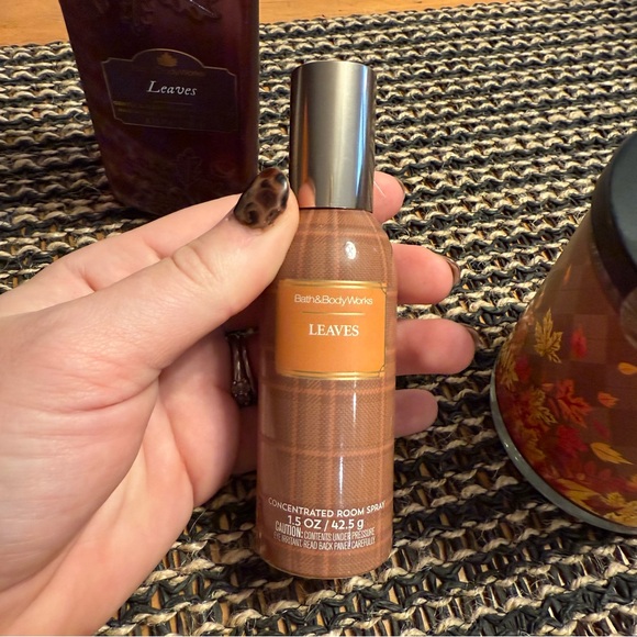 NWT Bath & Body Works Leaves Set - Picture 4 of 5